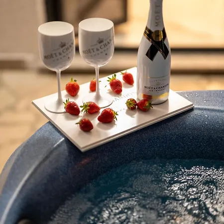 דירה Strelitzia With Jacuzzi ספליט