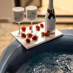 Διαμέρισμα Strelitzia With Jacuzzi Σπλιτ